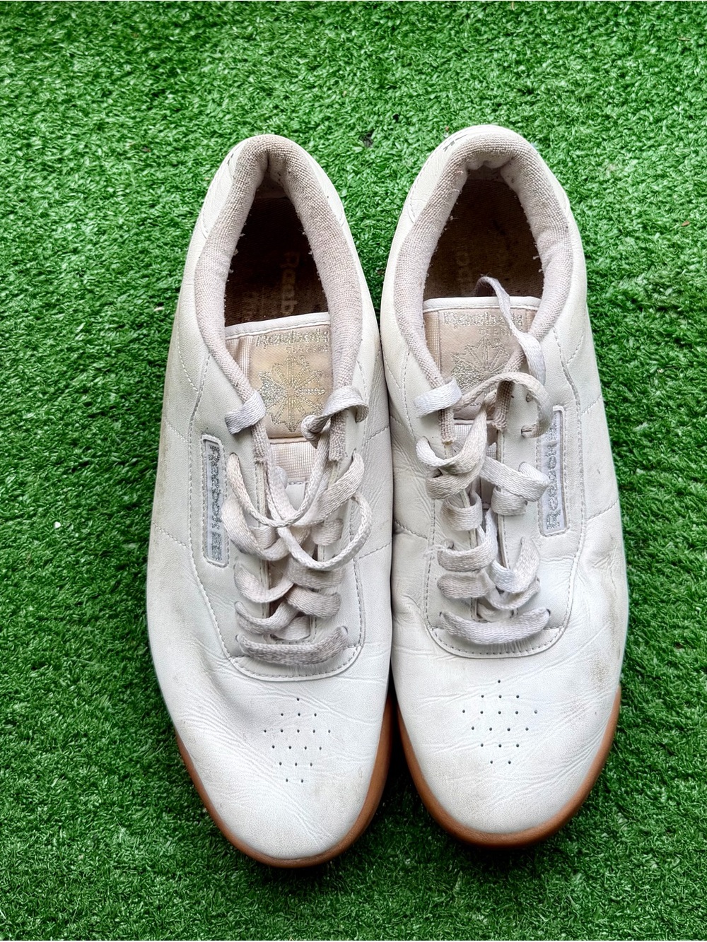 Reebok Classic White Leather Gum Sole Sneakers Women's US 10 Retro Low Top Shoes